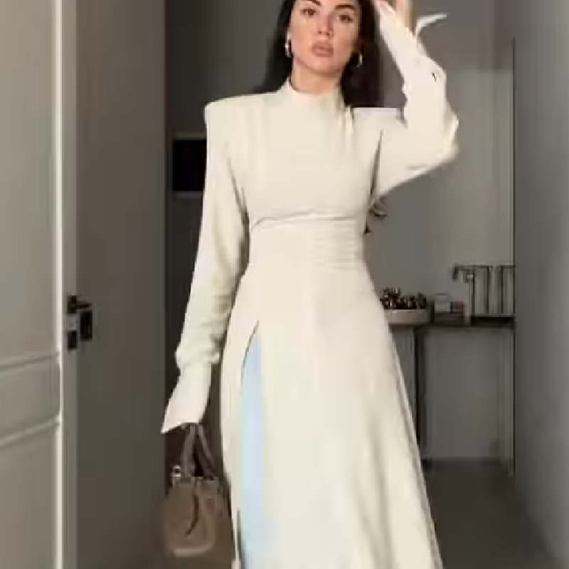 Women Formal Wear Outfits - เดรสยาวคอสูงแขนยาวสำหรับผู้หญิง ดีไซน์หรูหรา ช่วยกระชับสัดส่วน พร้อมชายกระโปรงผ่า เหมาะสำหรับออกเดท งานเลี้ยงกลางคืน