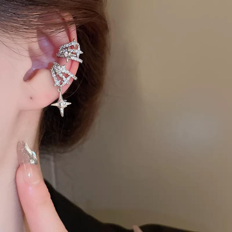ต่างหูเพทายแบบไม่เจาะหู 1 คู่  - Formal Wear Jewelry For Women บทวิจารณ์และราคา